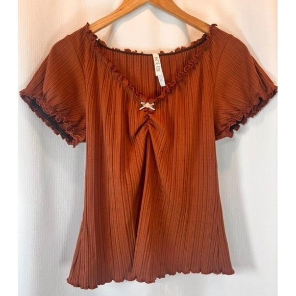 Haute Fox Tops - Haute Fox 1X Plus Rust Plissé Micro Pleat Ruffle Coquette Lettuce Hem Bow Top